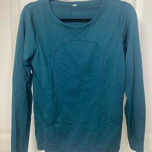 Lululemon Athletica Long Sleeve Shirt